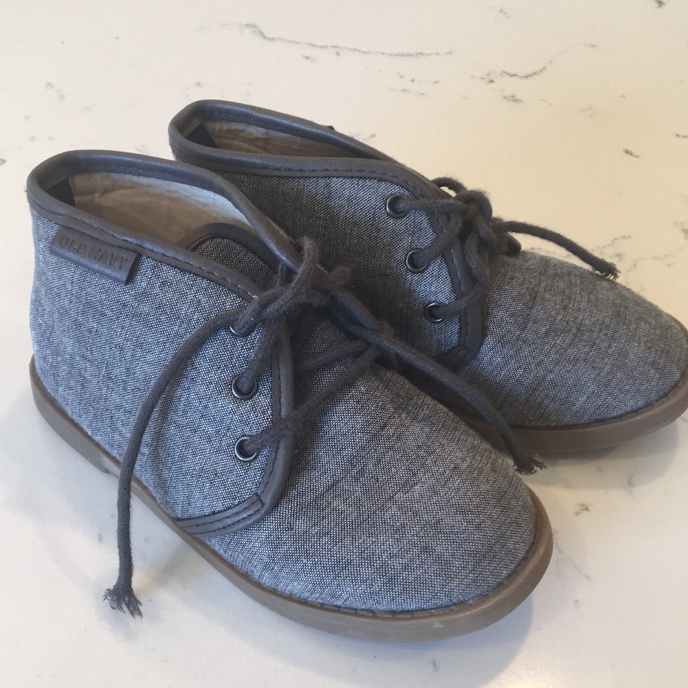 ✨Sale✨Old navy gray/brown ankle boots